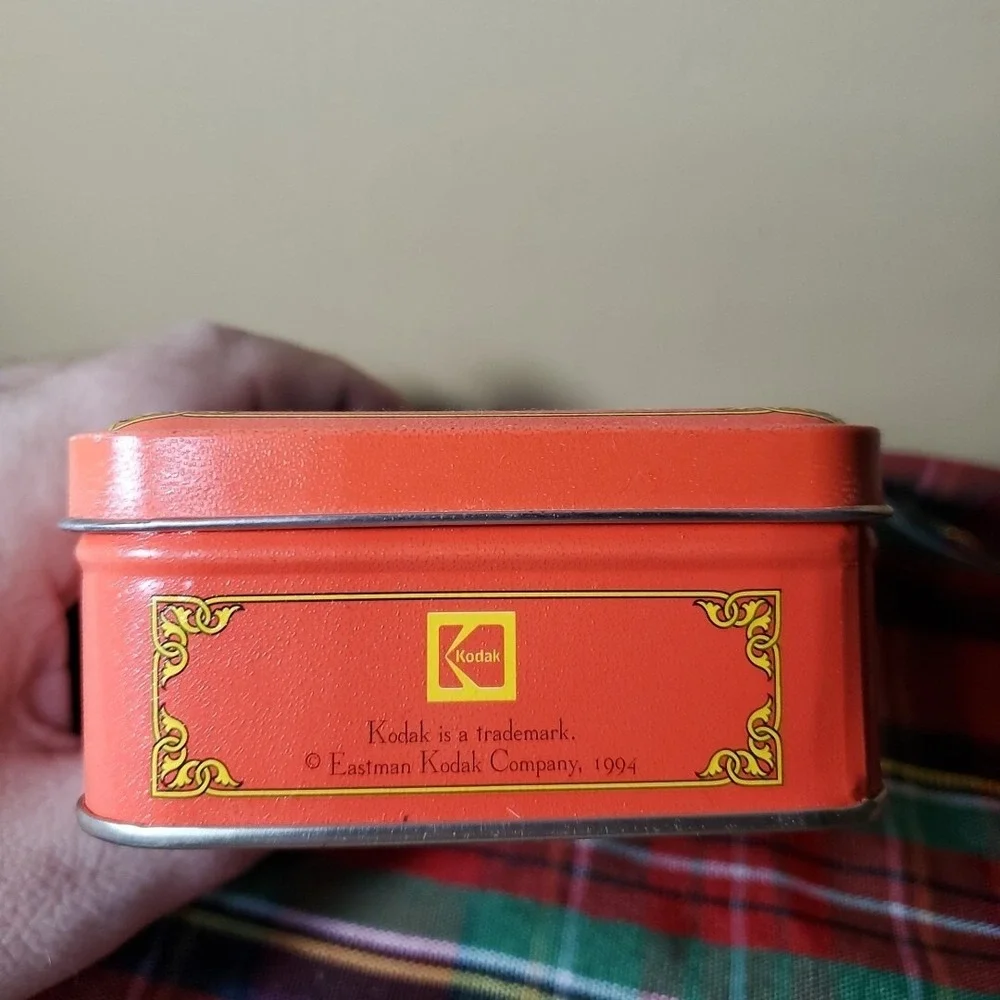 Kodak OS Memories Collection Holiday Commemorative Tin Red 1994 Vintage